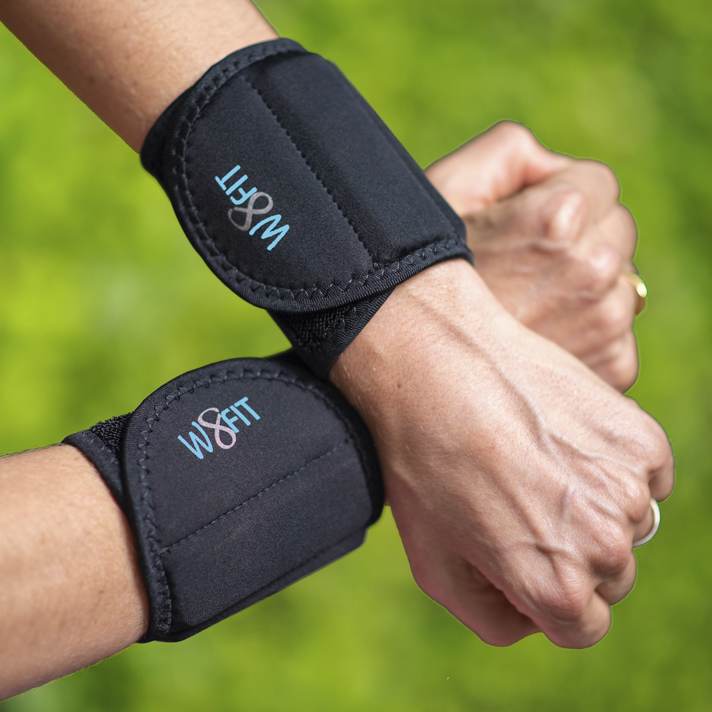 adjustable wrist weights for walking and Pilates